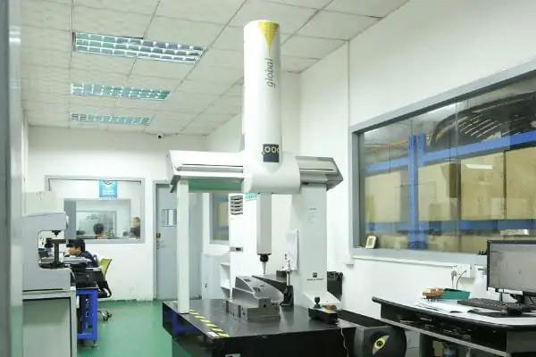 High-precision-inspection-equipment-for-Automotive-mold